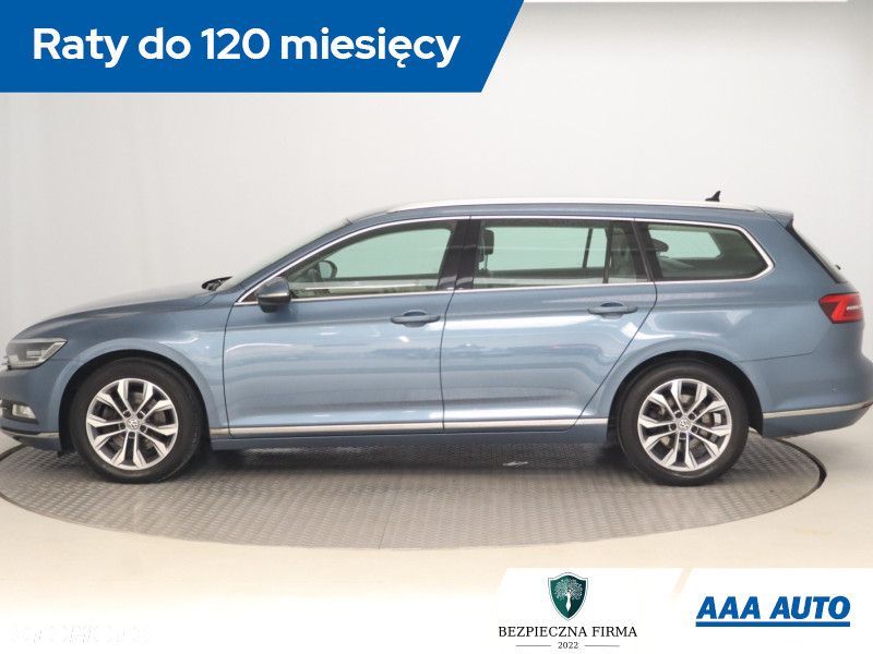 Volkswagen Passat Variant - 4