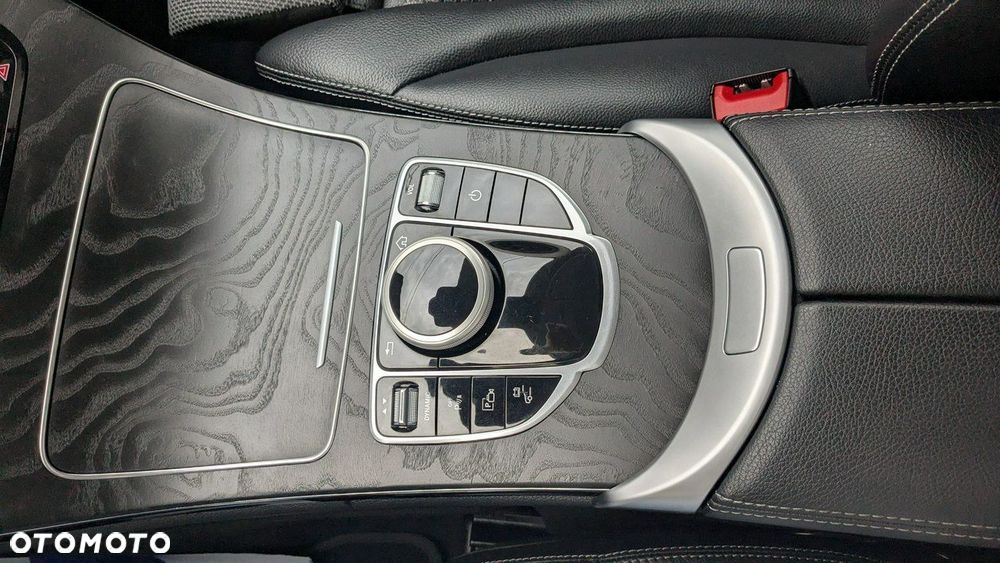 Mercedes-Benz Klasa C - 33