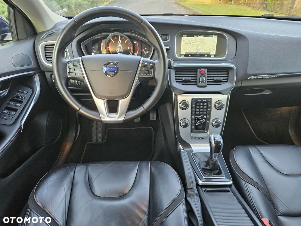 Volvo V40 D2 Ocean Race - 10