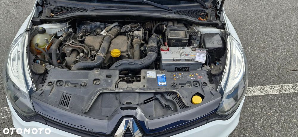 Renault Clio - 32
