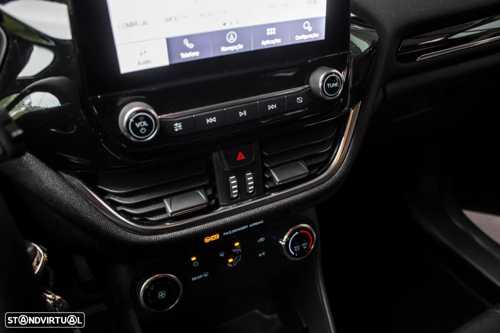 Ford Fiesta 1.1 Ti-VCT Titanium - 16