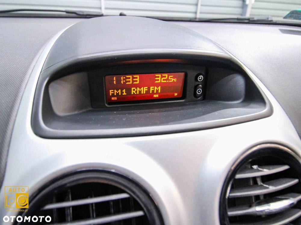 Opel Corsa 1.4 16V Innovation - 19