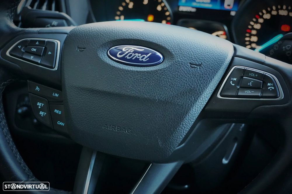 Ford Kuga 1.5 TDCi Titanium - 29