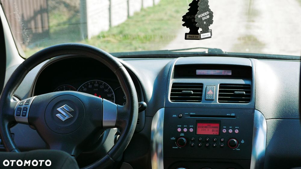 Suzuki SX4 - 5