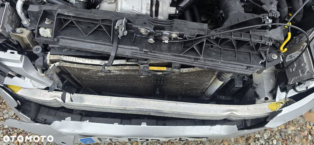 Peugeot 308 BlueHDi FAP 120 Stop & Start Allure - 18