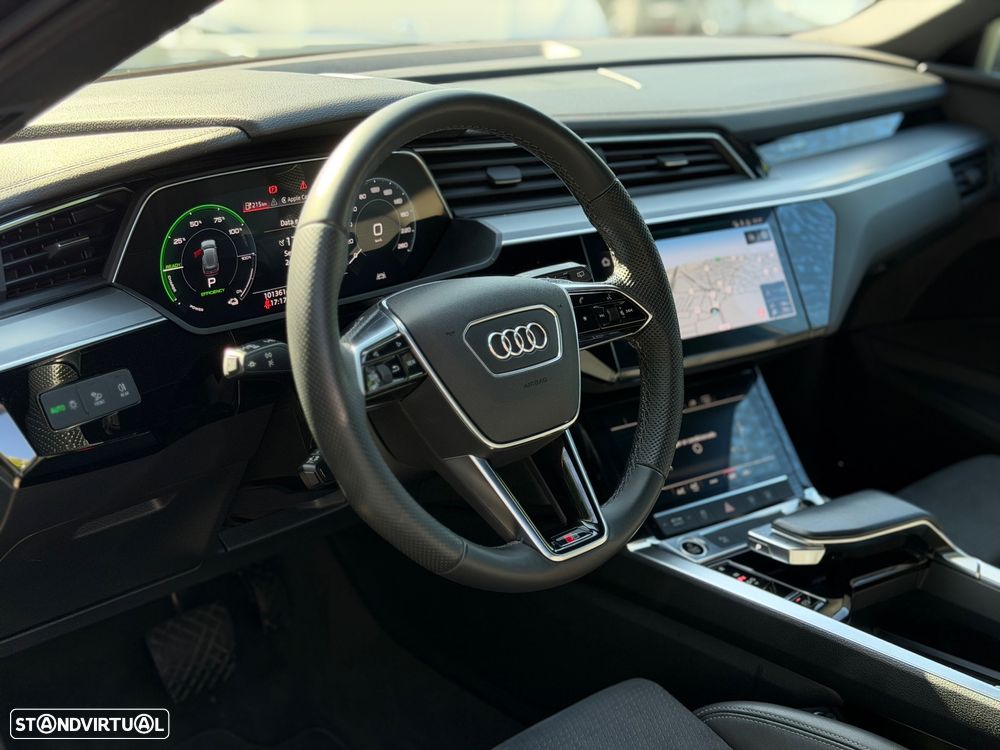 Audi e-tron 55 quattro S line - 10