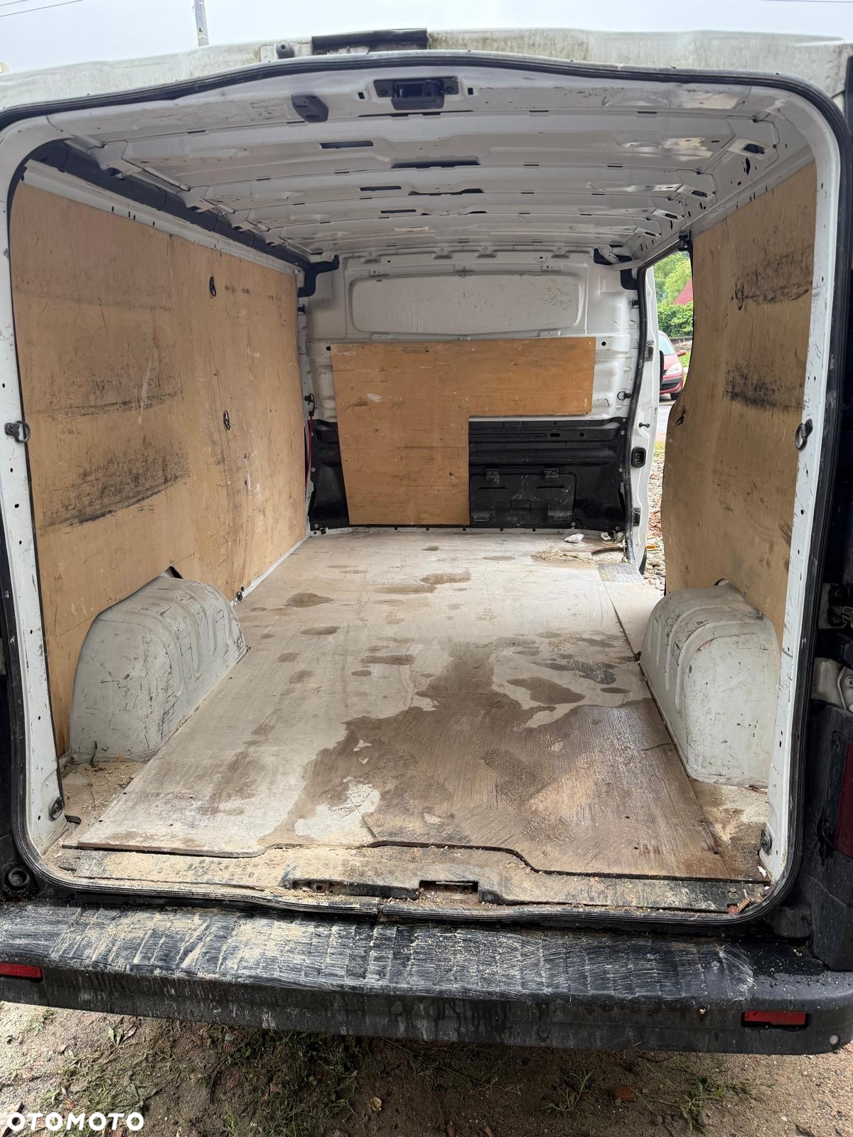 Renault Trafic - 9