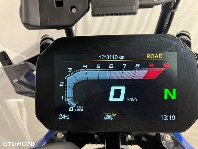 BMW R - 6