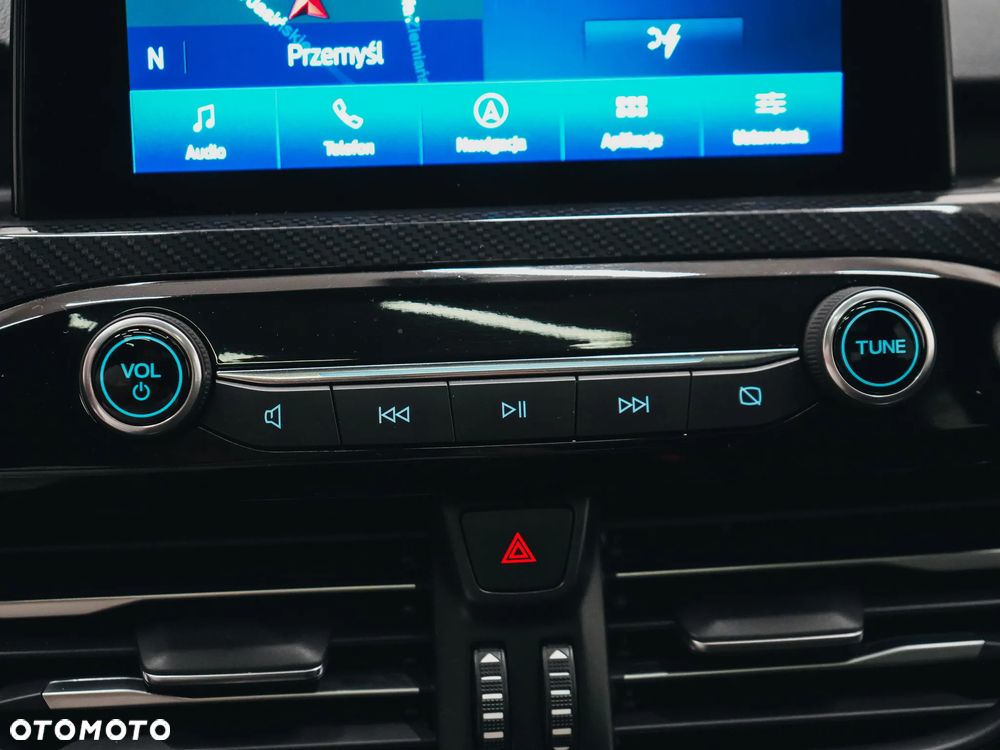 Ford Kuga 2.5 Duratec FHEV 4x4 ST-LINE - 19
