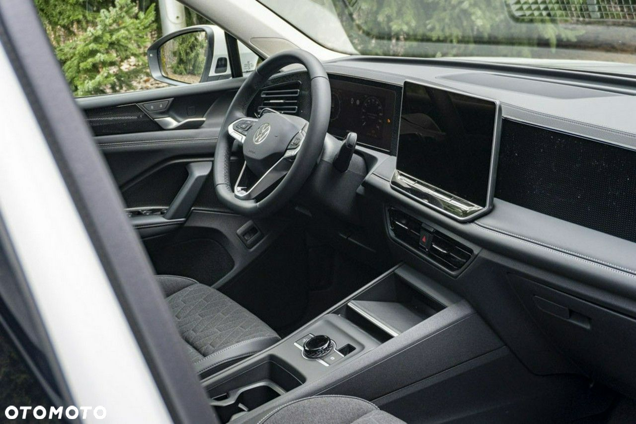 Volkswagen Tiguan - 22