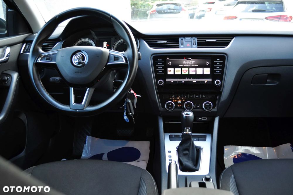Skoda Octavia 1.6 TDI DSG Premium Edition - 17