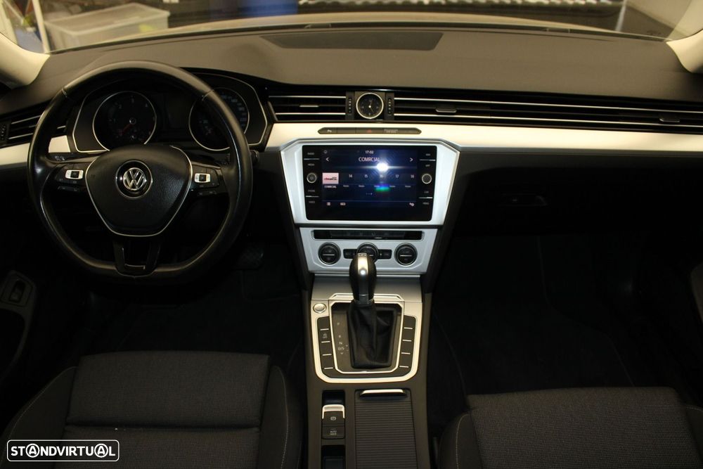 VW Passat Variant 2.0 TDI Business Package DSG - 9