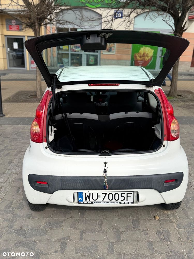 Peugeot 107 1.0 Trendy - 13