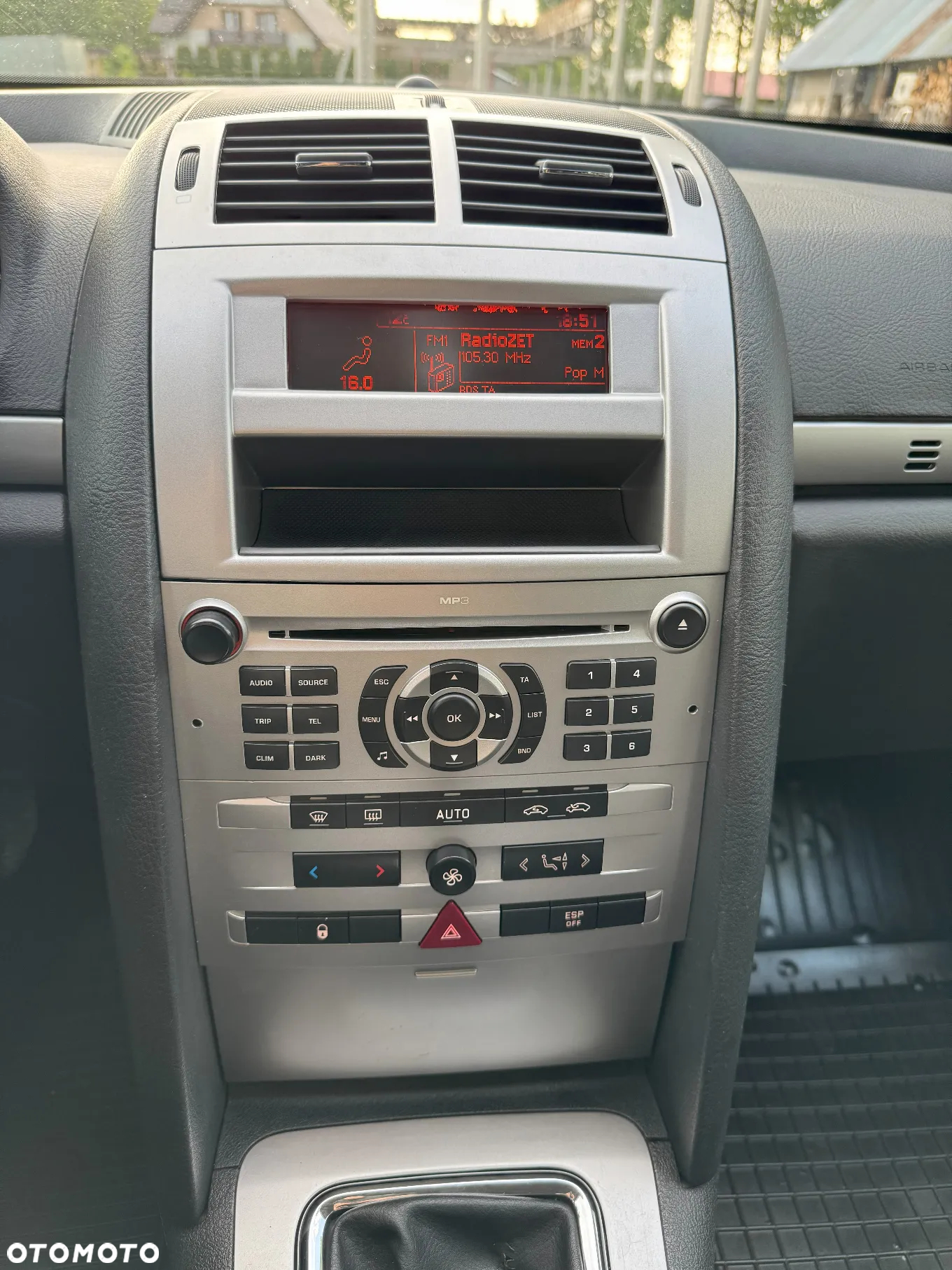 Peugeot 407 1.6 HDi Premium - 24