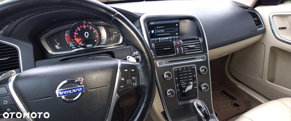 Volvo XC 60 T6 AWD RDesign - 17