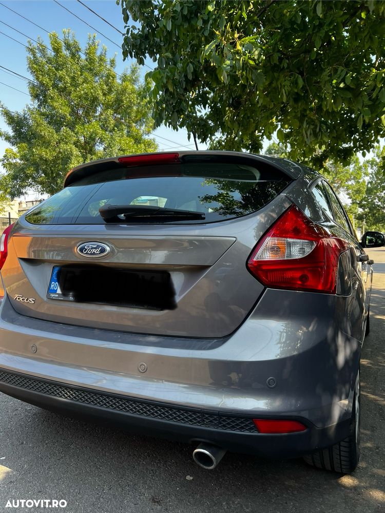 Ford Focus 2.0 TDCi DPF Aut. SYNC Edition - 8