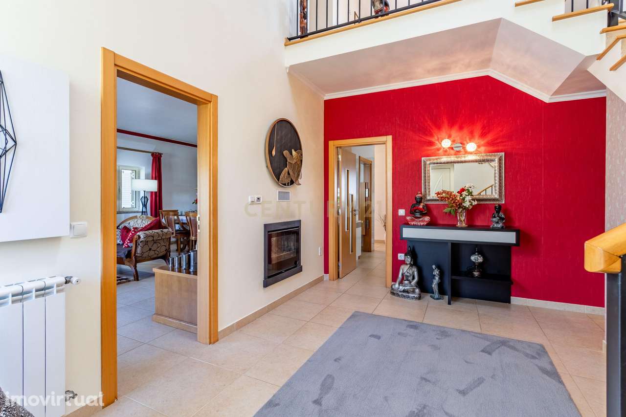 Moradia T6 Viva com Conforto ou Invista com Upside Garantido. - Grande imagem: 3/52