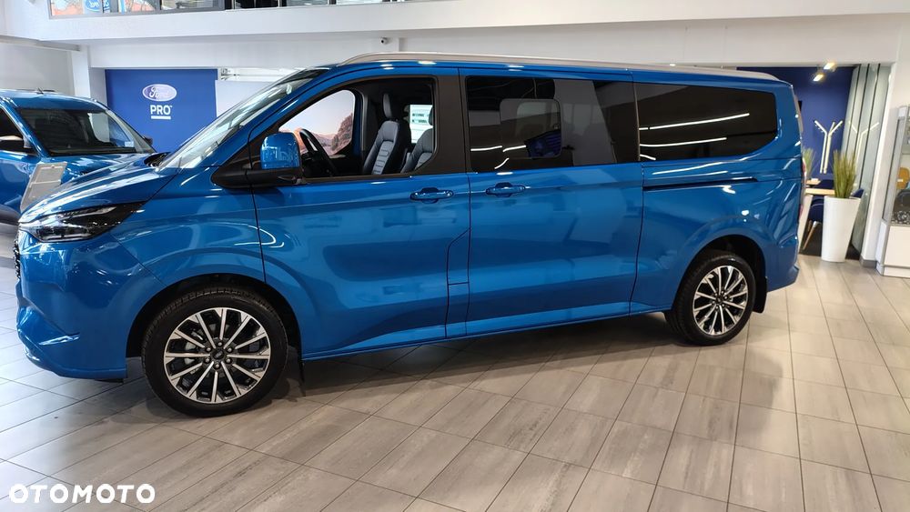 Ford Tourneo Custom 2.5 PHEV CVT 340 L2 Titanium - 32