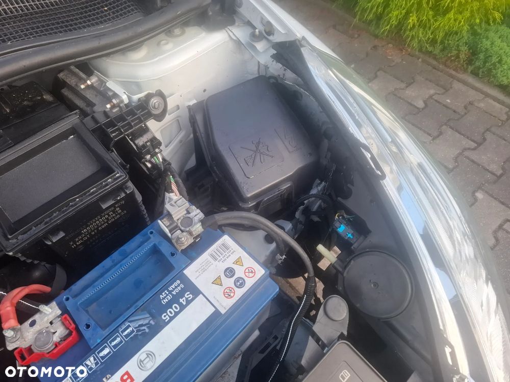 Renault Clio Energy dCi 75 Business - 21