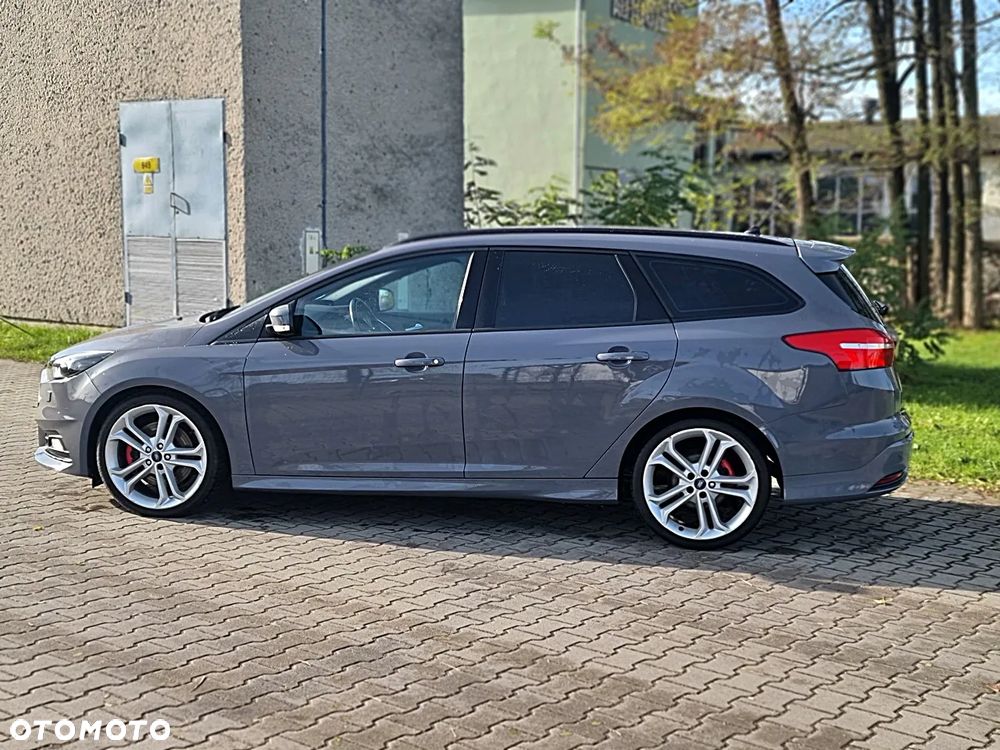 Ford Focus 2.0 TDCi ST-2 - 6