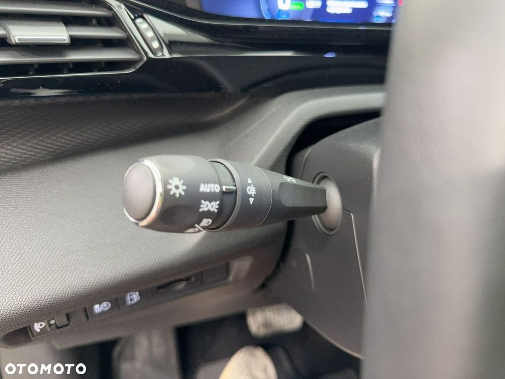 Peugeot 308 - 25