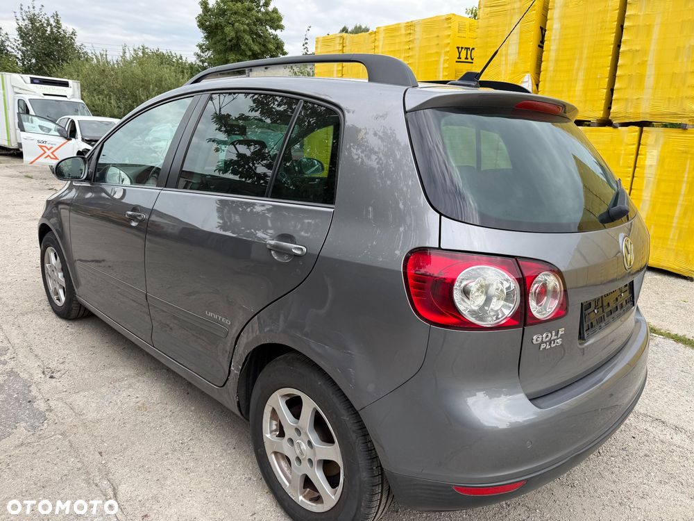 Volkswagen Golf Plus - 5