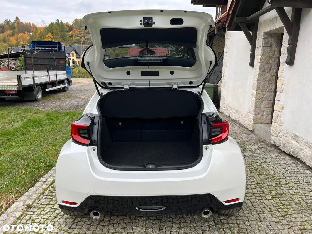 Toyota Yaris GR 1.6 Dynamic - 8