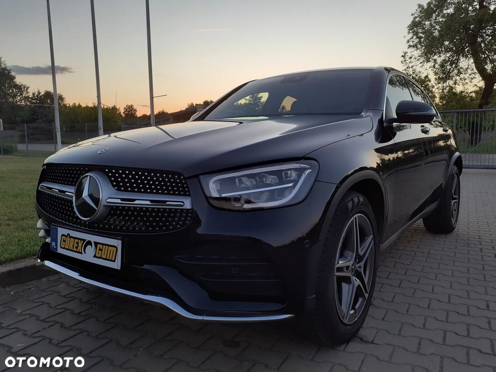 Mercedes-Benz GLC 200 4Matic 9G-TRONIC AMG Line - 12