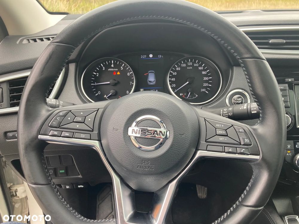 Nissan Qashqai 1.3 DIG-T N-Connecta DCT - 16
