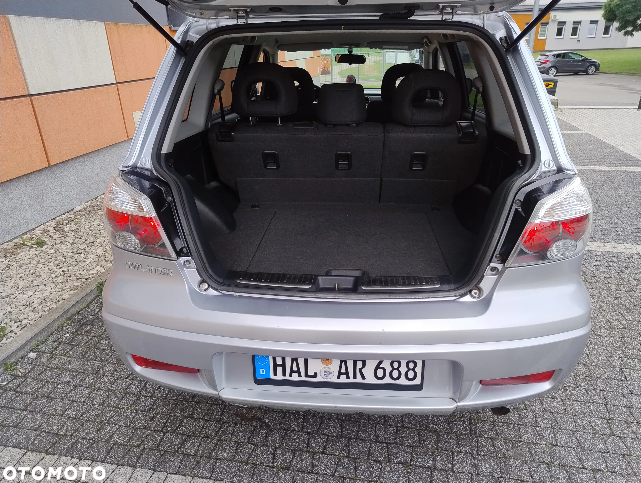Mitsubishi Outlander 2.4 Automatik Dakar - 20