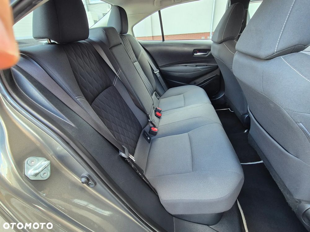 Toyota Corolla - 16