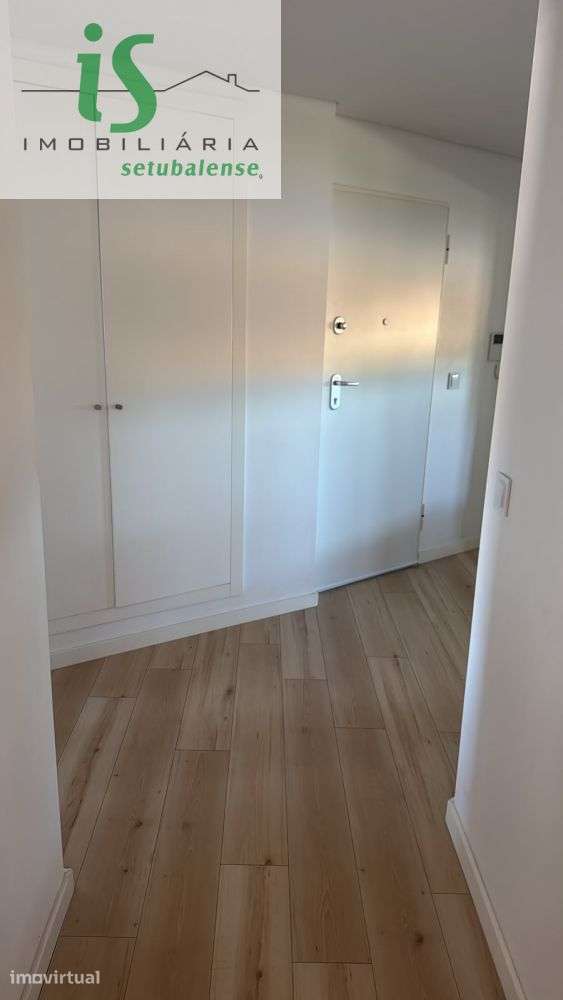 APARTAMENTO T3 PARA VENDA NO MONTIJO (COM PARQUEAMENTO E ARRECADAÇÃO - Grande imagem: 2/8