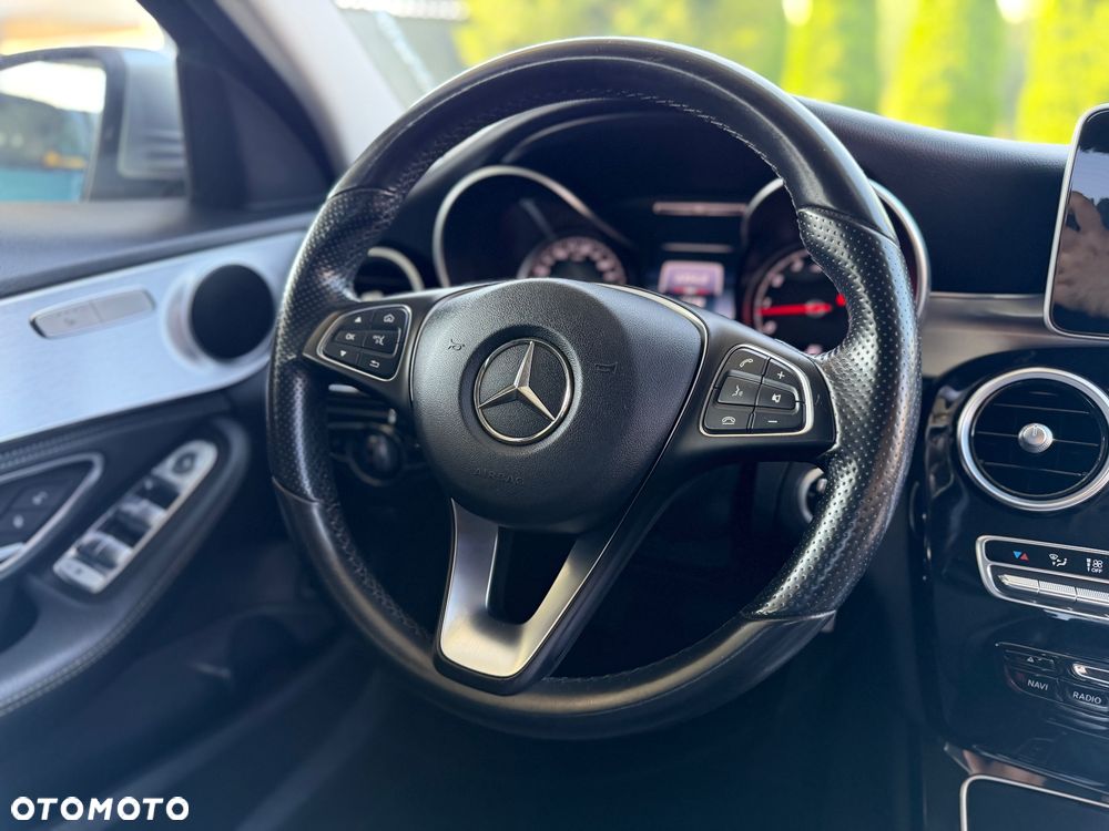 Mercedes-Benz Klasa C 200 Avantgarde - 16
