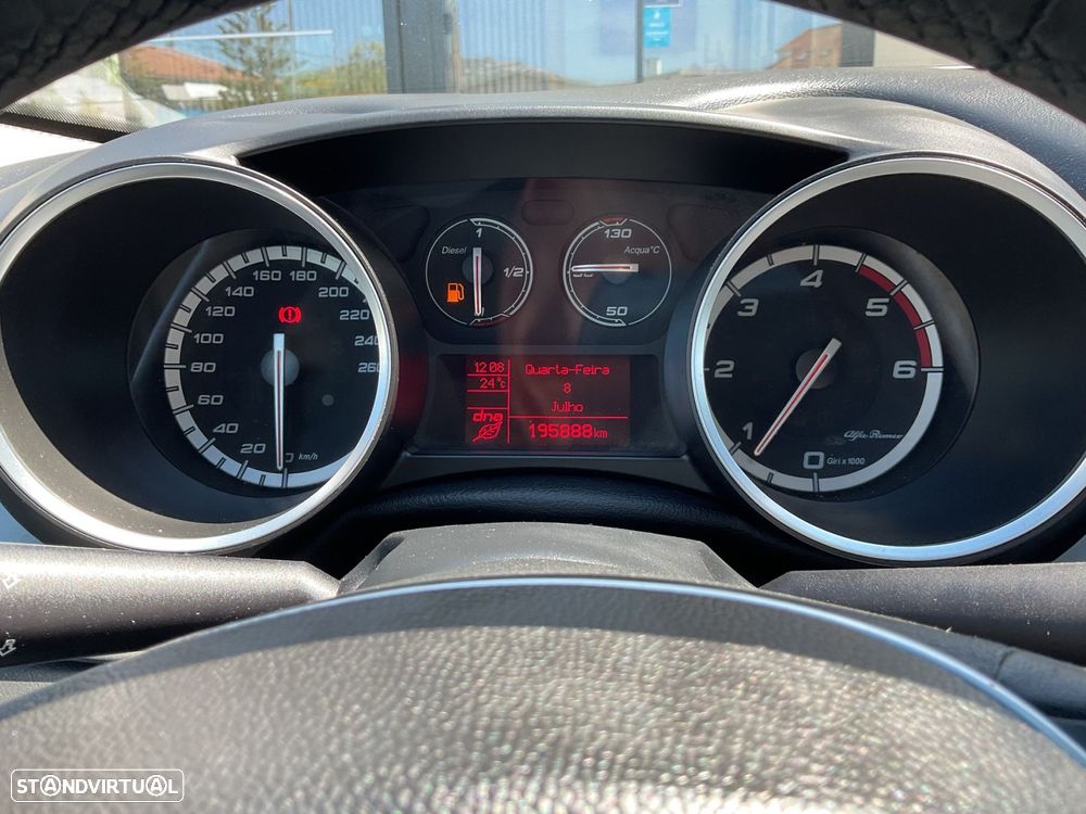 Alfa Romeo Giulietta 1.6 JTDM Exclusive - 25