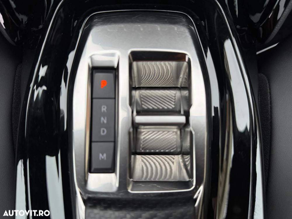 Peugeot 2008 PureTech 130 EAT8 Allure Pack - 21
