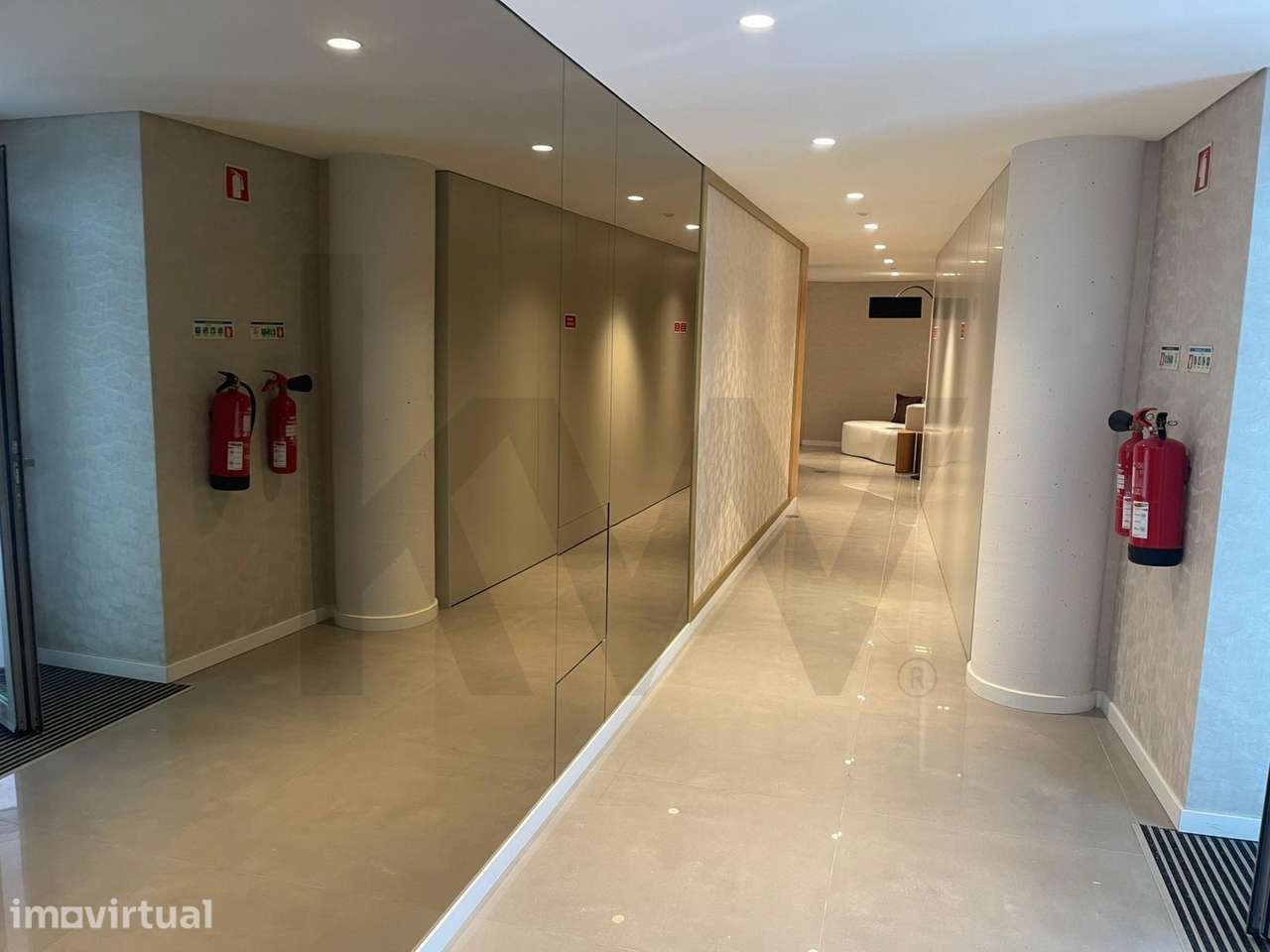 Apartamento T2 NOVO (pronto a habitar) — Elegância Contemporânea a Doi - Grande imagem: 2/23