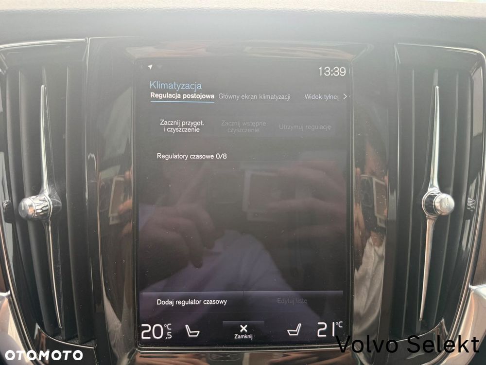 Volvo V90 Cross Country - 29