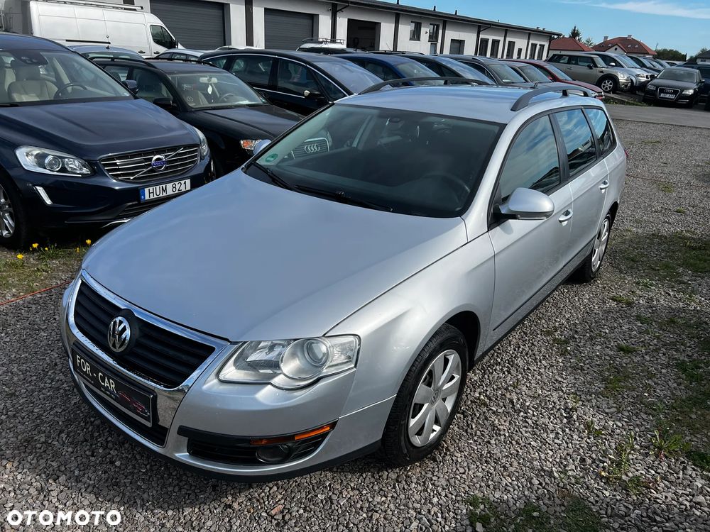 Volkswagen Passat 1.9 TDI DPF Comfortline - 1