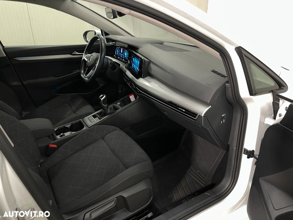 Volkswagen Golf 1.0 TSI Life - 11