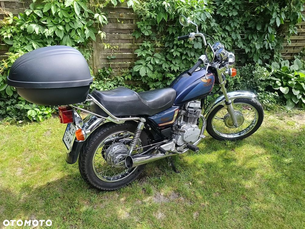 Honda CM - 2