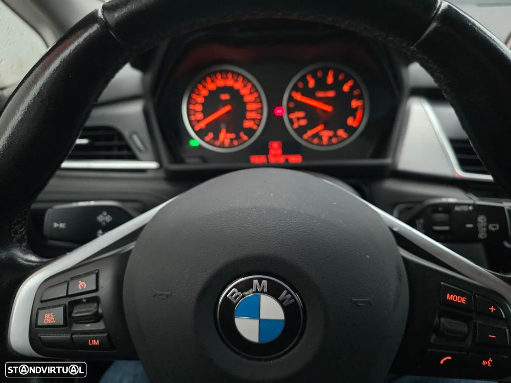 BMW 216 Active Tourer d Line Sport - 16