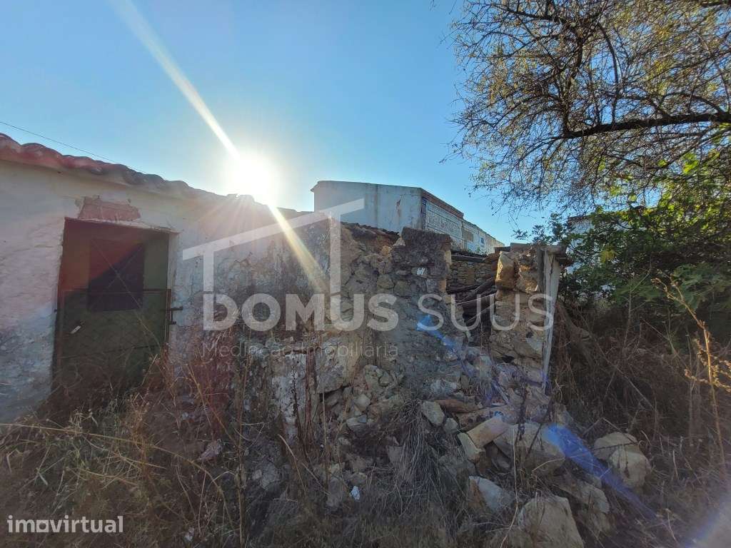 Conjunto de casa Térreas para recuperar - Grande imagem: 2/12