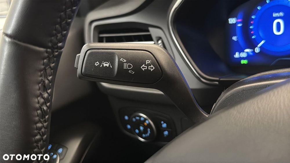 Ford Focus 1.0 EcoBoost mHEV Titanium X - 26