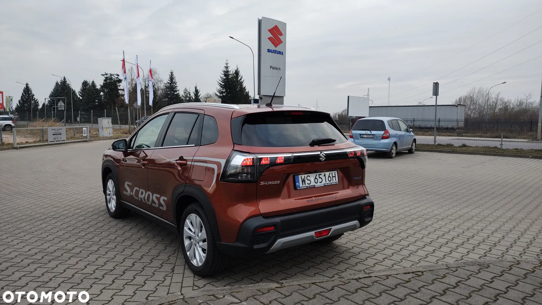 Suzuki SX4 S-Cross 1.5 DualJet Hybrid Premium Plus SP AGS - 10