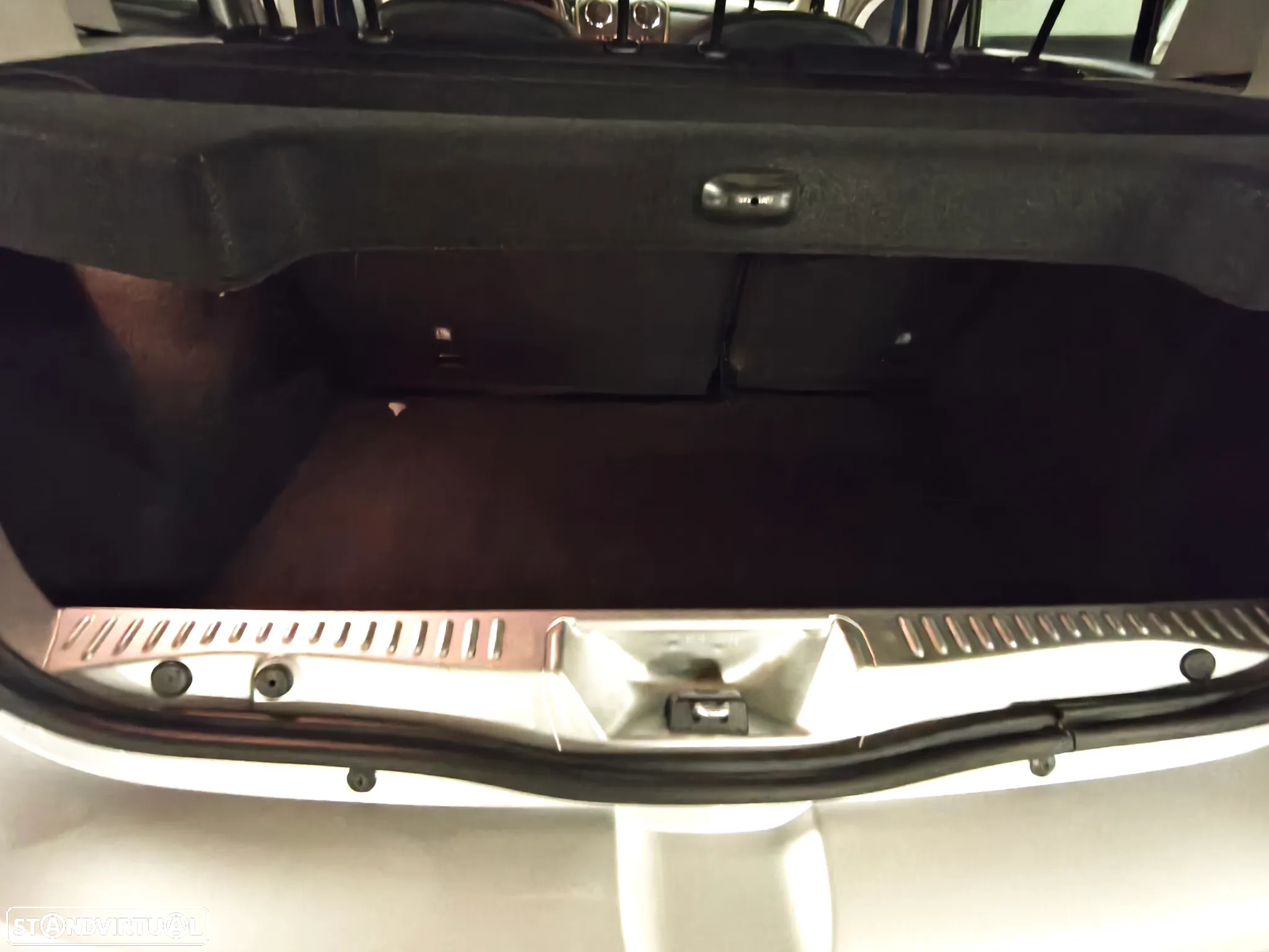Dacia Sandero 1.5 dCi SL Explorer - 18