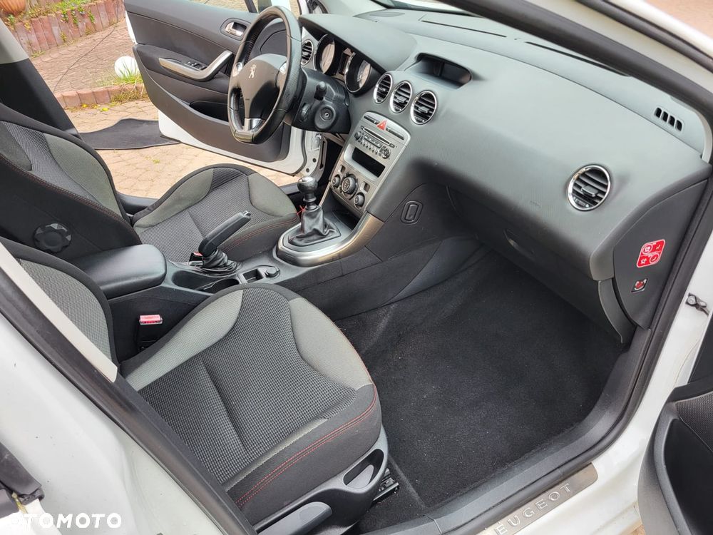 Peugeot 308 - 11