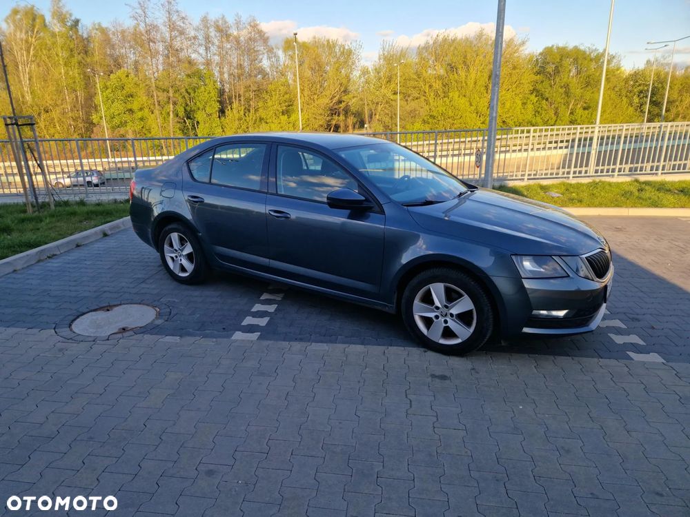 Skoda Octavia 2.0 TDI Ambition - 2