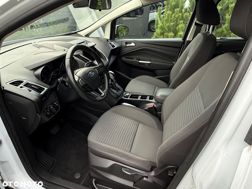 Ford Grand C-MAX - 10