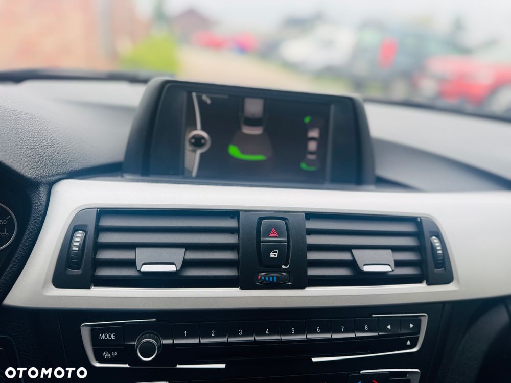 BMW Seria 3 316d DPF Edition Exclusive - 10