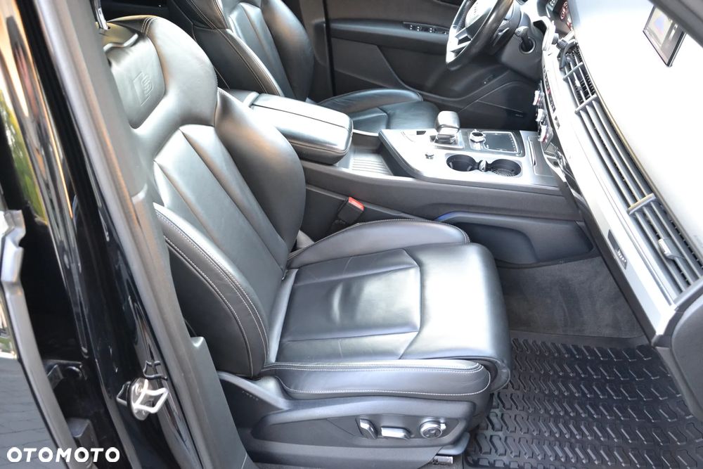 Audi Q7 3.0 TDI ultra Quattro Tiptronic - 6